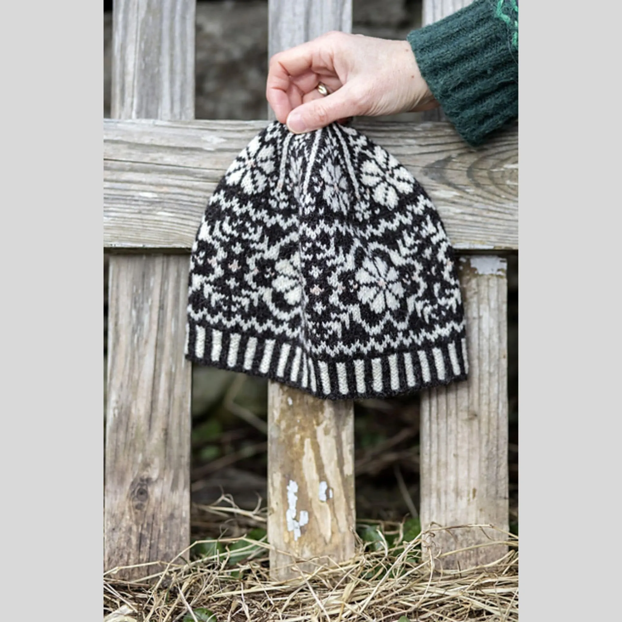 Buggiflooer Beanie Yarn Set - Jamieson & Smith