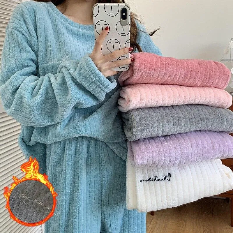 Winter Warm Flannel Women Pajamas Sets Plush Velvet Long Sleeve Sleepwear Nightwear Coral Fleece Girls Homewear